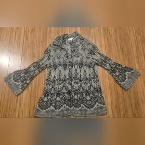 NWOT Fashion Bug Black and White Top